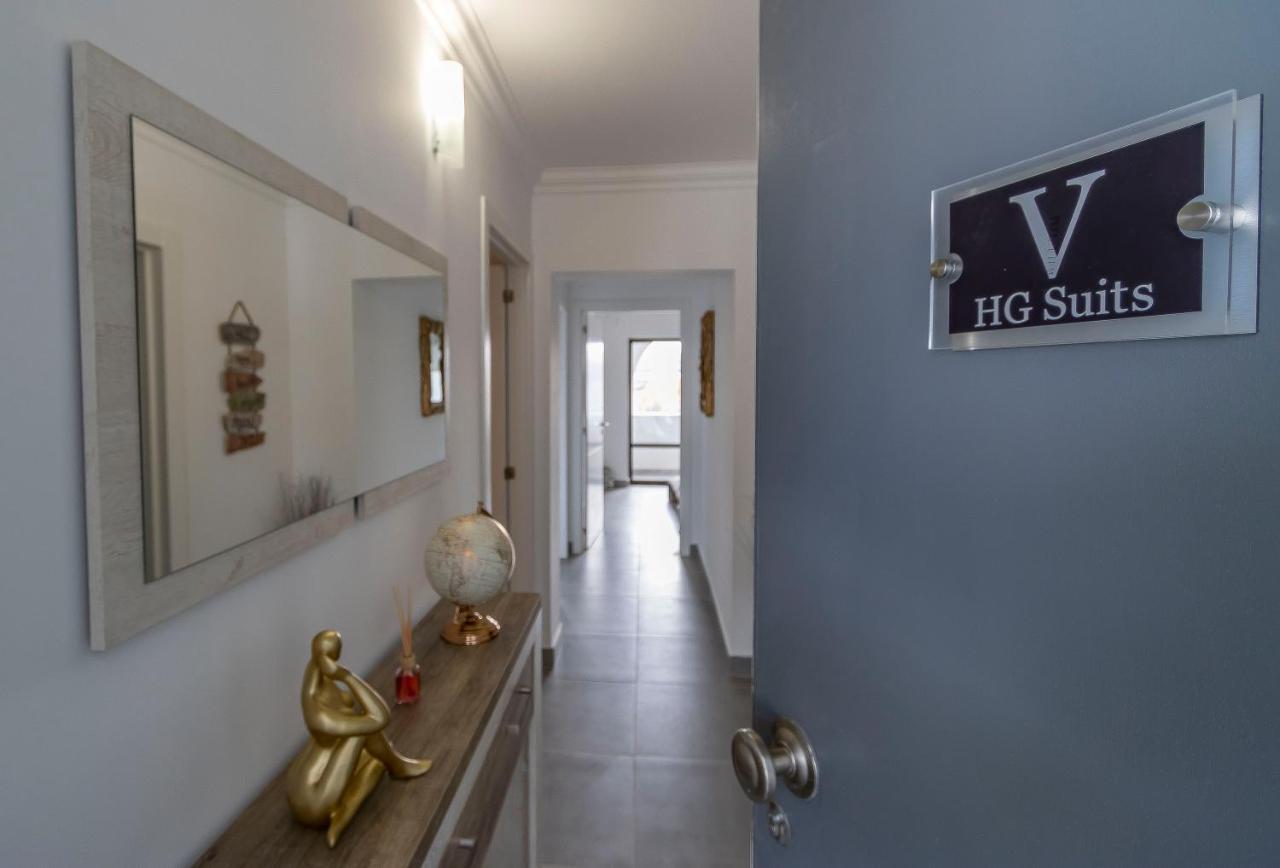 Apartment 3 Minutes To The Beach, 2 Bedroom Amazing With Balcony, Bbq Grill And Pool