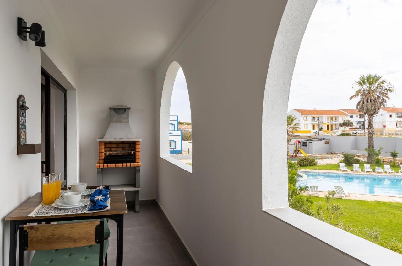 3 Minutes To The Beach, 2 Bedroom Amazing With Balcony, Bbq Grill And Pool Apartment