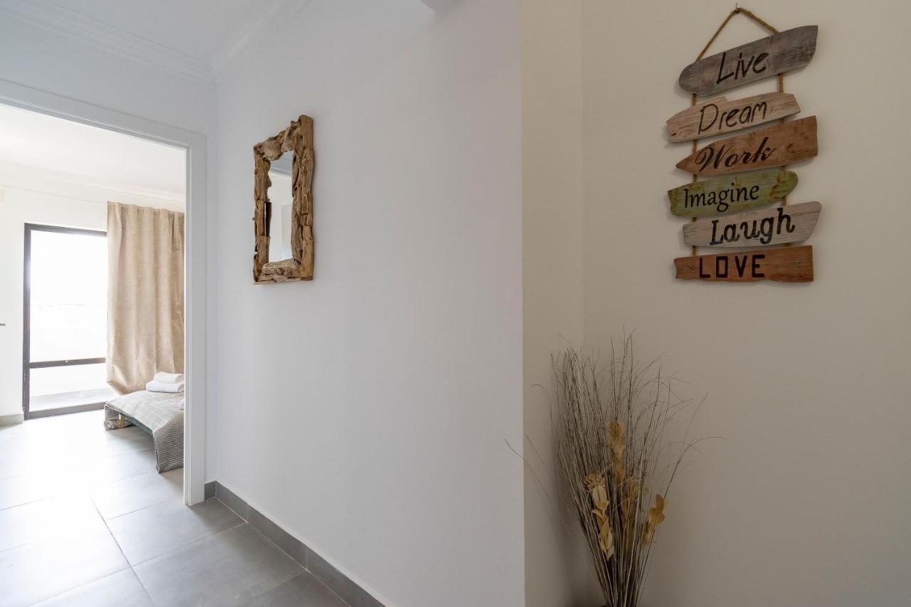 3 Minutes To The Beach, 2 Bedroom Amazing With Balcony, Bbq Grill And Pool * Sagres