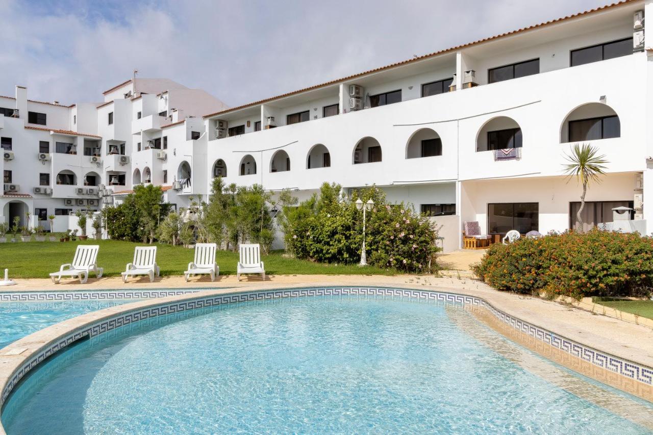 3 Minutes To The Beach, 2 Bedroom Amazing With Balcony, Bbq Grill And Pool Sagres